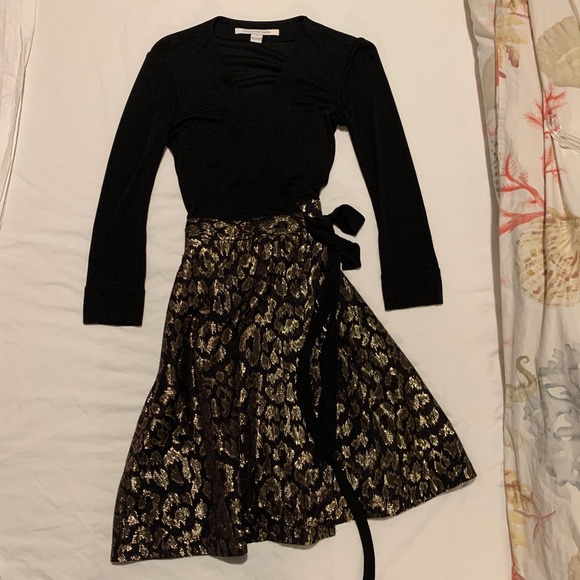 Diane Von Furstenberg Dresses & Skirts - Cocktail dress
